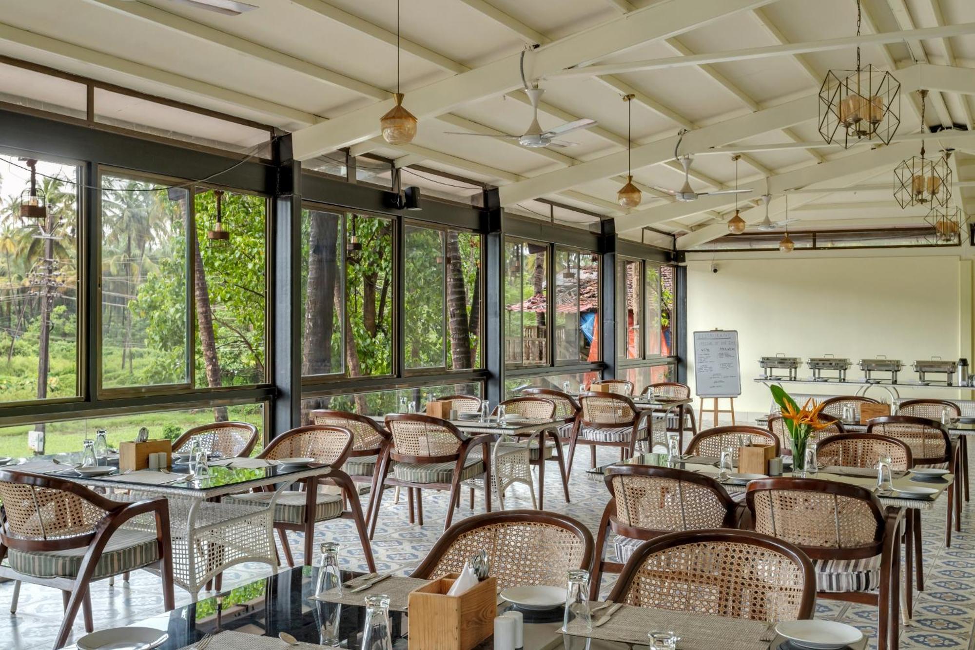 Skon Morjim Beach Resort By Orion Hotels Esterno foto